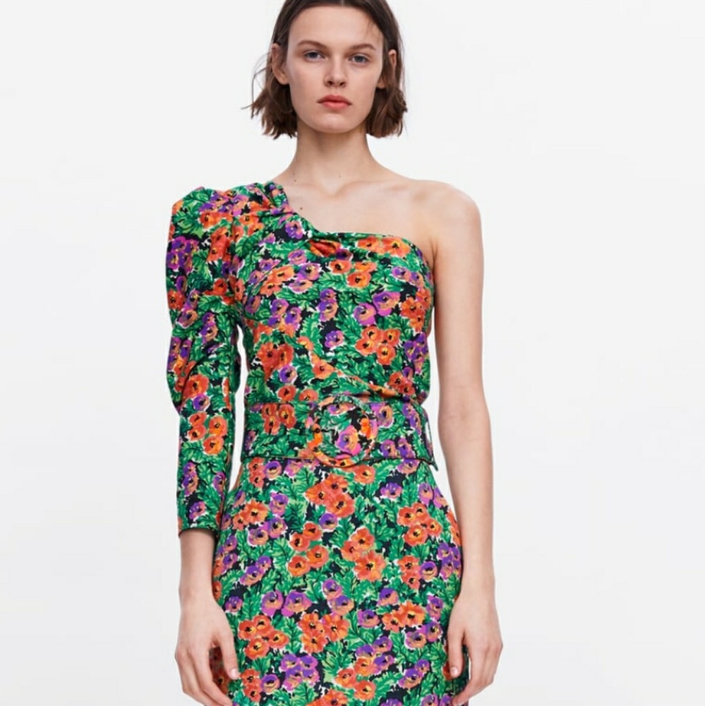 Limited edition zara floral skirt